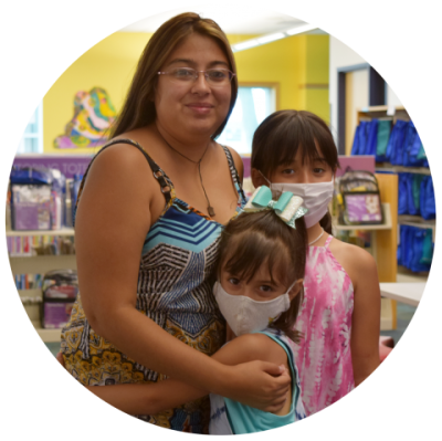 Photo of Tania Viramontes with her two daughters